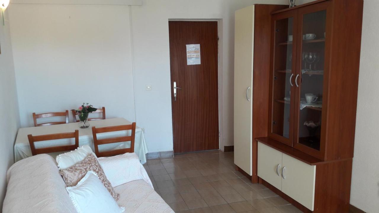 Apartment Bol 13413F Екстериор снимка