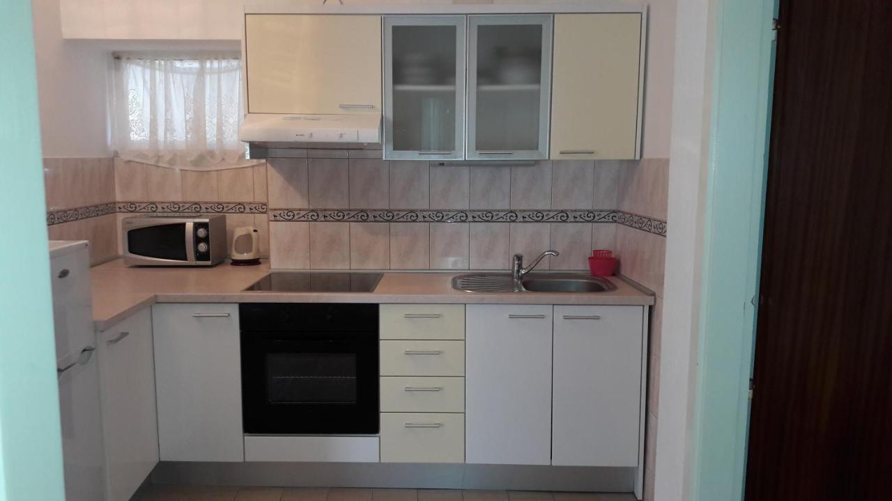 Apartment Bol 13413F Екстериор снимка